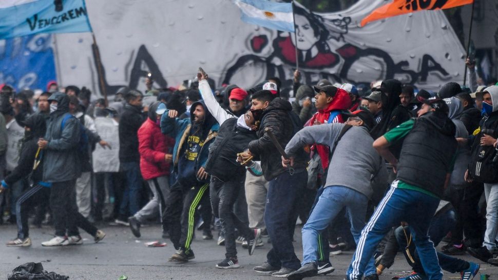 FOPEA repudia los violentos incidentes en los alrededores del Congreso Nacional donde fue agredido por manifestantes un técnico de Crónica TV