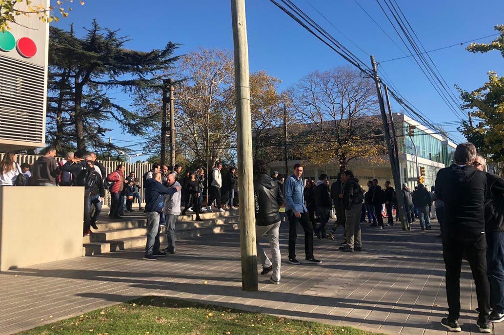 Repudiamos la amenaza de bomba que se recibió en Telefe