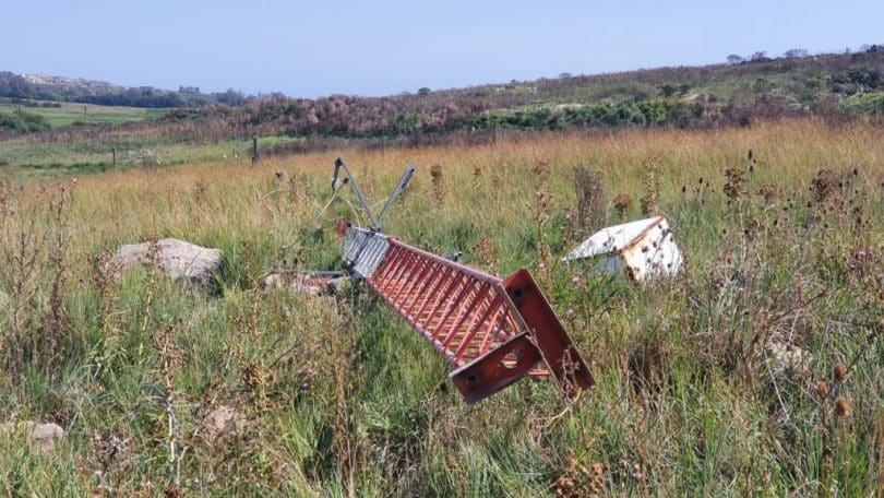 Ataque contra las instalaciones de la emisora AM1180 Radio de la Sierra, de Tandil