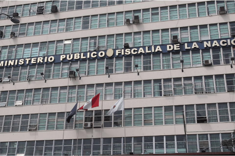 Perú: fiscal abre indebidamente investigación por sedición a periodistas de Willax Tv