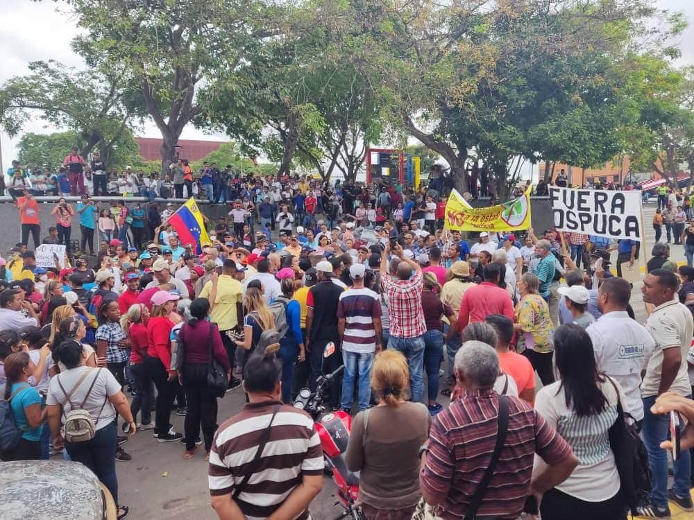 Simpatizantes oficialistas agredieron a la prensa durante manifestación en Bolívar￼