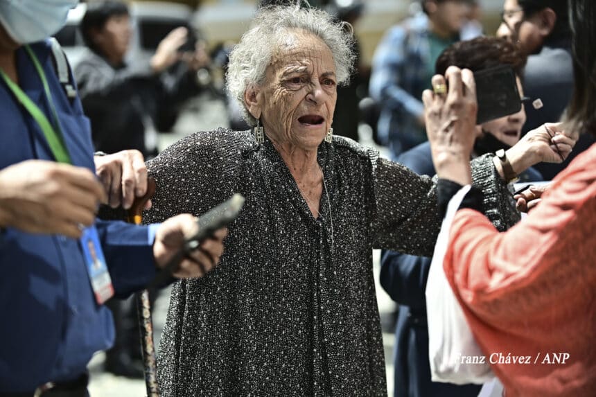 Periodistas amenazados y hostigados durante la toma de oficina de DDHH