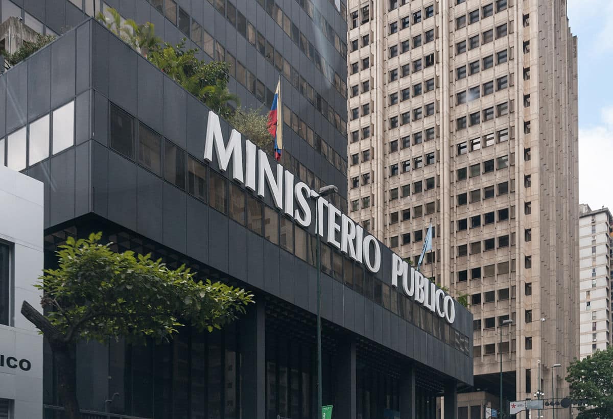 Ministerio Público dictó orden de aprehensión contra periodista de Vente Venezuela